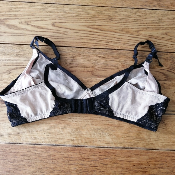 Thyme nursing bra size 36c - Picture 3 of 4